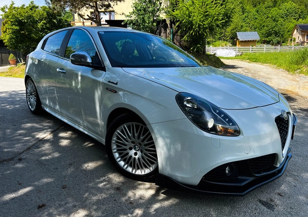 Alfa Romeo Giulietta cena 35900 przebieg: 149000, rok produkcji 2011 z Żywiec małe 436